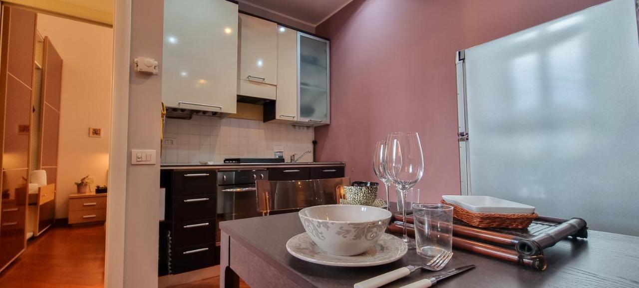 Ferienwohnung Altido Trendy 1-Bed Flat, Easy Access To Centre Mailand Exterior foto